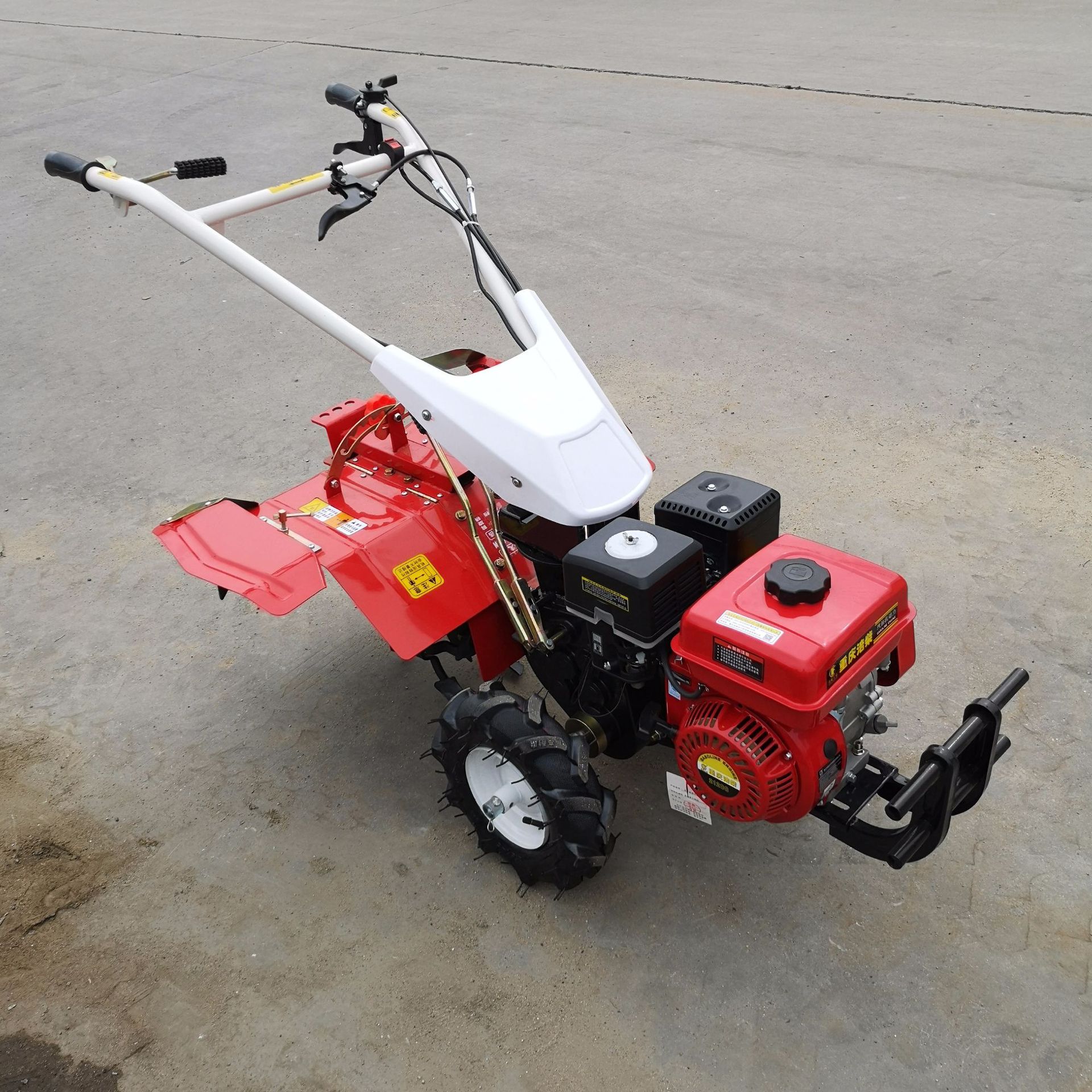 供应二驱微耕机小型松土旋耕起垄除草犁地耕田机柴油多功能旋耕机