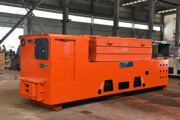 煤矿运输用15吨特殊防爆蓄电池式电机车 山东矿用防爆电机车