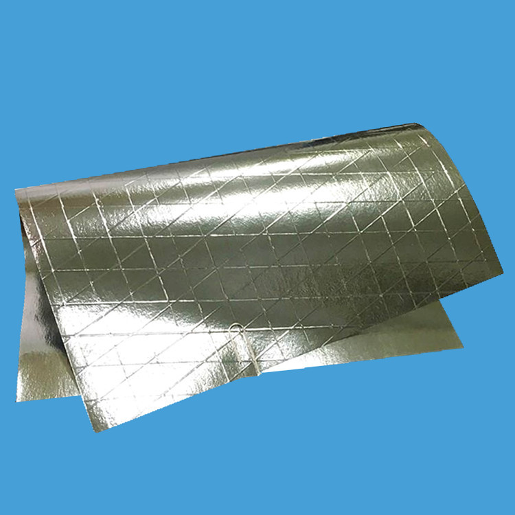 【厂家直营】 双面铝箔夹筋 双面铝箔纸 保温隔热卷材