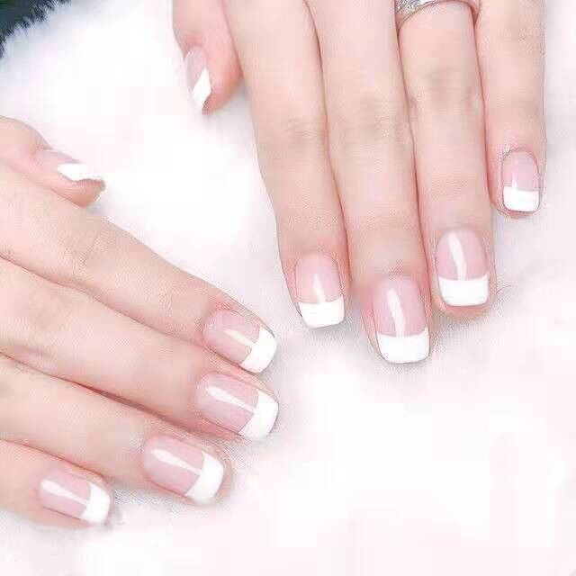 a34透明法式穿戴甲简单时尚假指甲片美甲成品24片套抖音网红同款