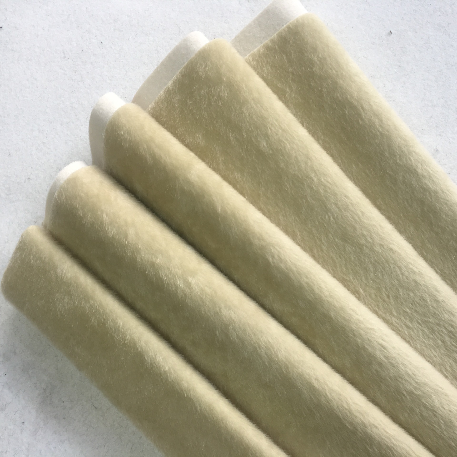 现货供应秋冬素色马毛皮革面料鞋子箱包皮具皮料多色可选可定制