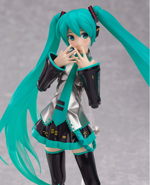200初音未来miku2.0 可动手办公仔