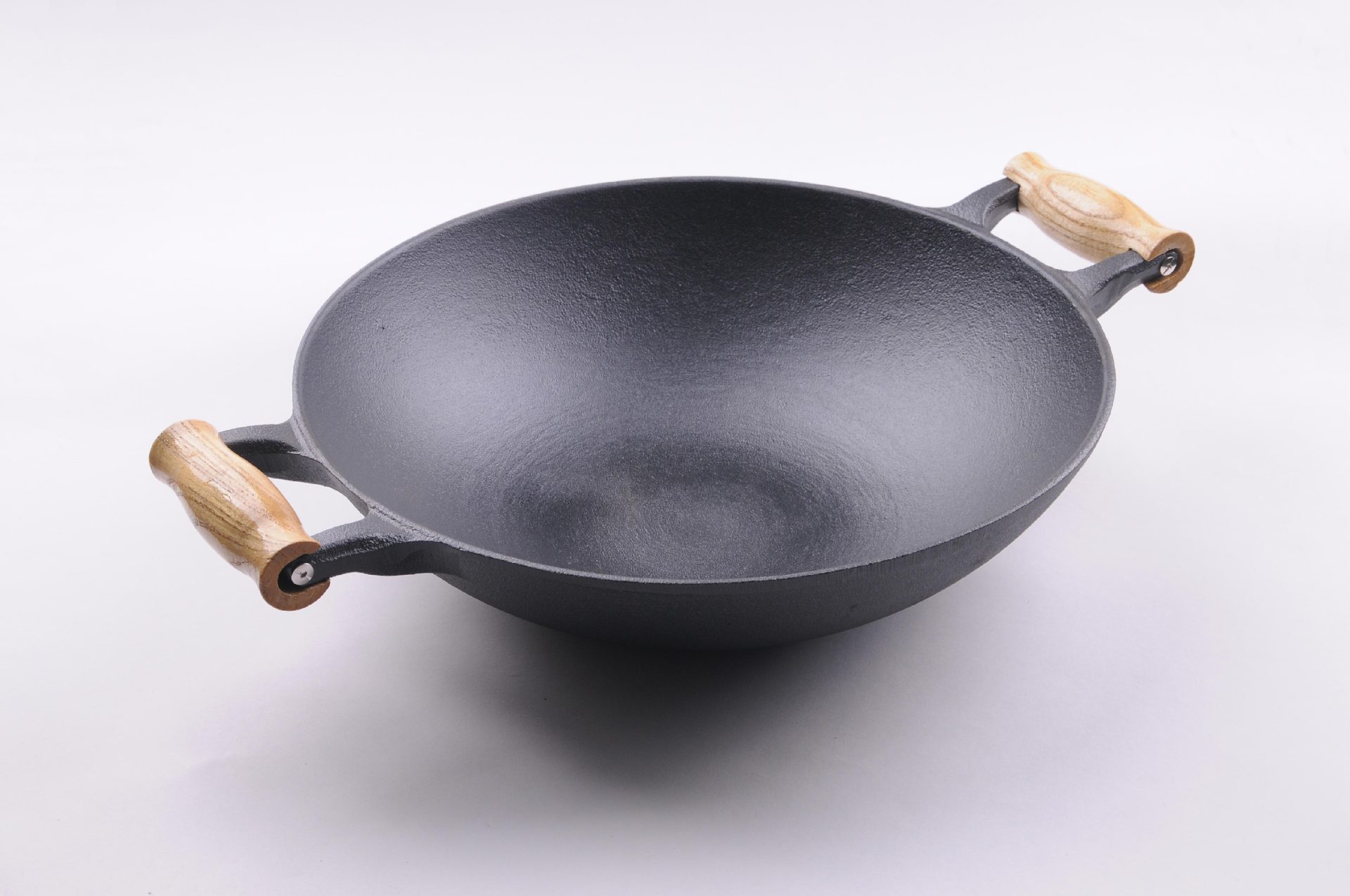 铸铁炒锅木把手平底铁锅炒菜锅炖肉锅铸铁加厚锅底双耳木柄炒锅