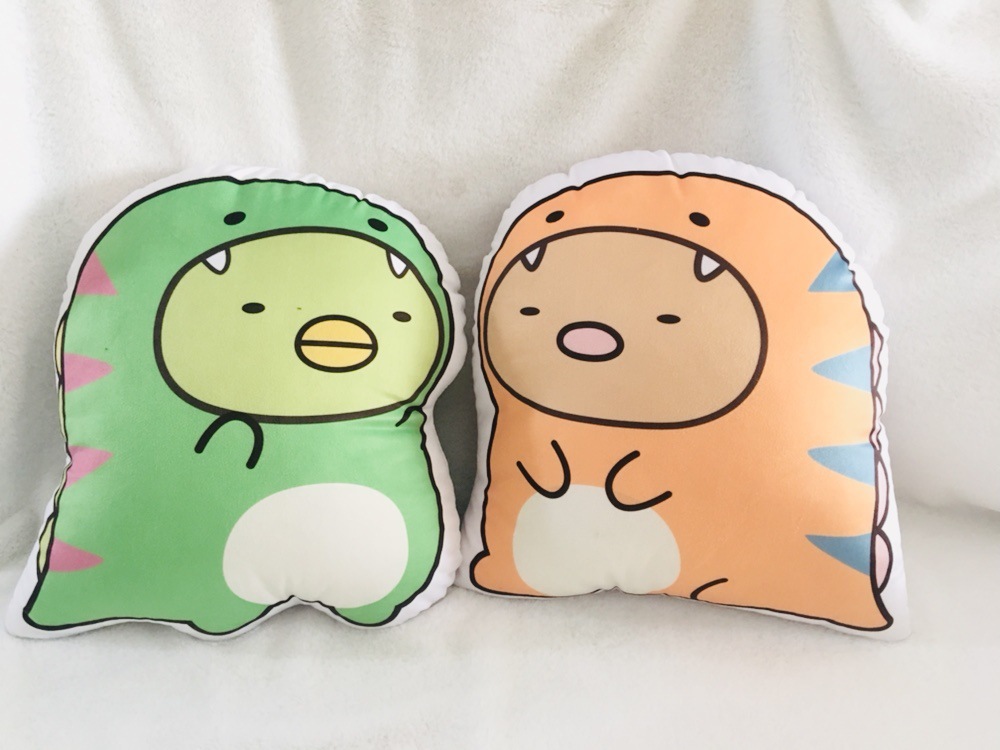 日本动漫周边角落生物恐龙系列毛绒抱枕墙角生物挂件靠枕一件代发