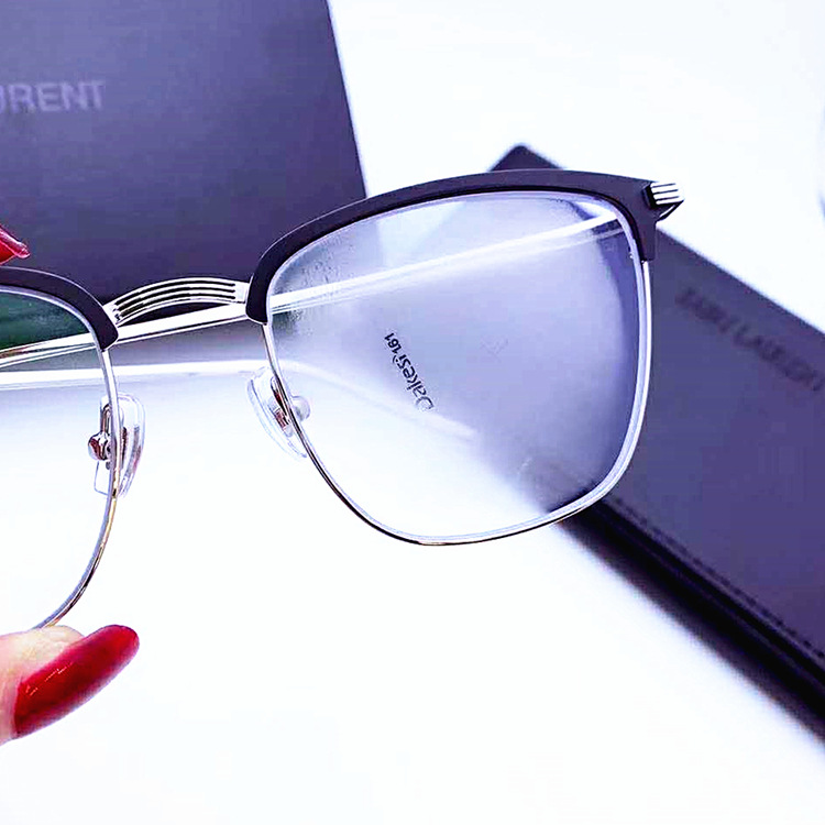 进口韩国1.74防蓝光达克斯1.67非球面镜片近视眼镜片哈气雾显防