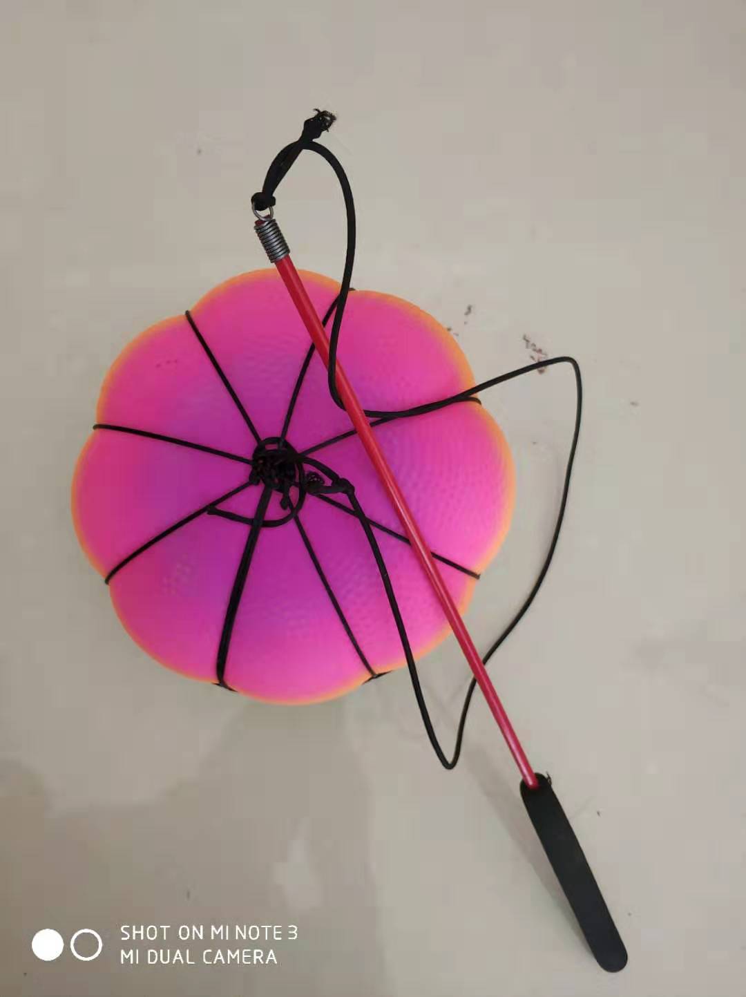 健身甩甩南瓜球广场大妈健身球地摊热卖网红甩甩球儿童健身手甩球