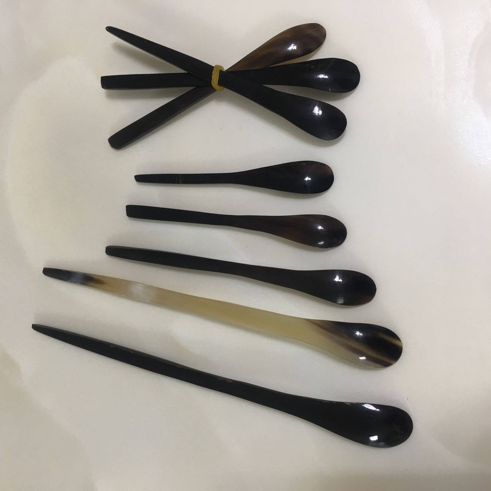 厂家供应精致抛光天然牛角药匙大号31实验室取样药勺黑色