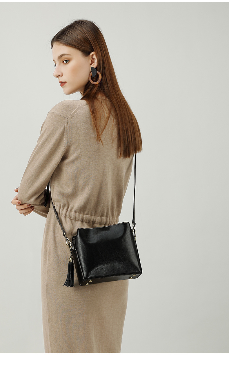 kimo女士包包女2019新款潮春夏简约流苏百搭斜挎单肩手提牛皮女包