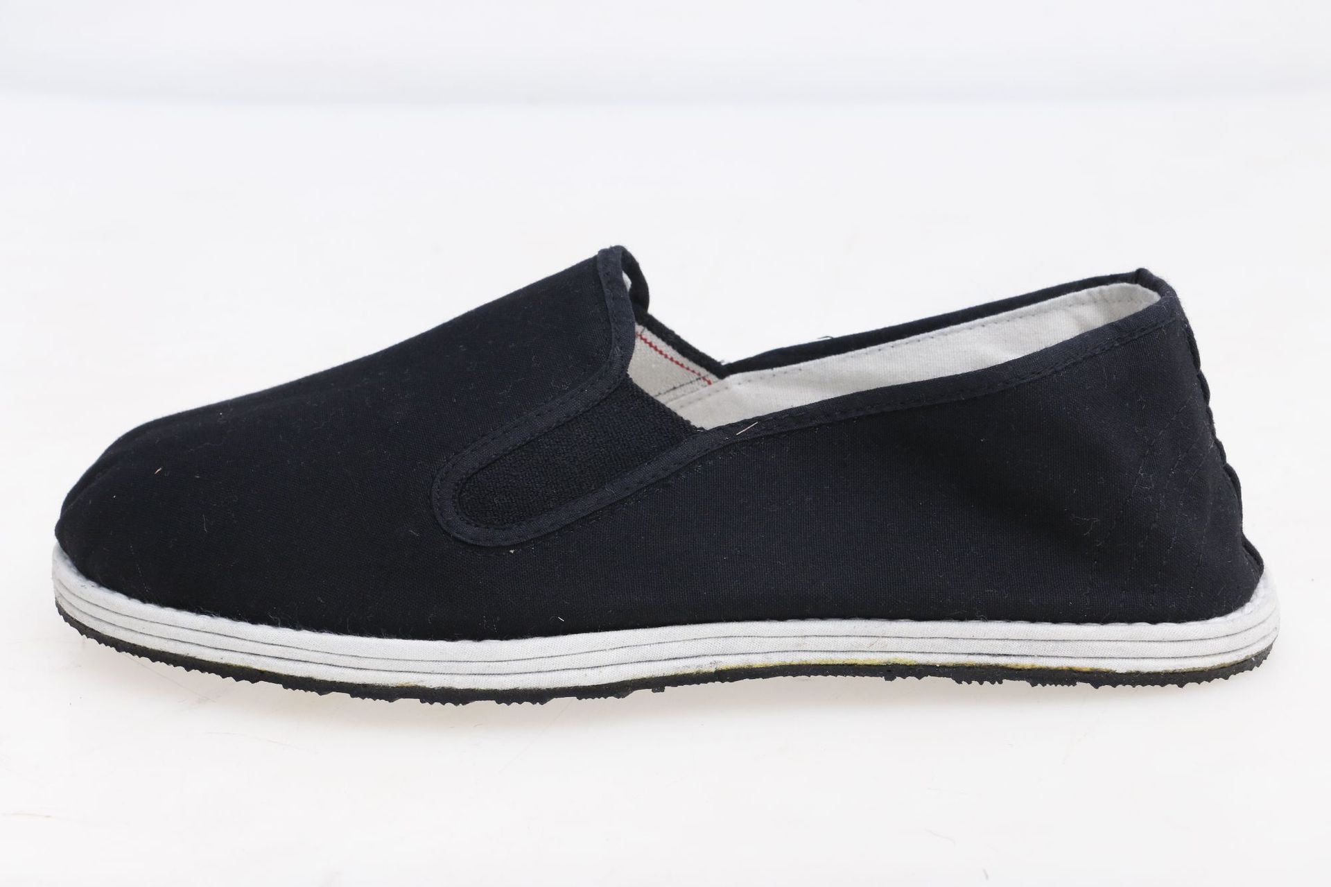 厂家直销千层轮胎底0538山东老布鞋舒适透气懒人一脚蹬松紧口布鞋