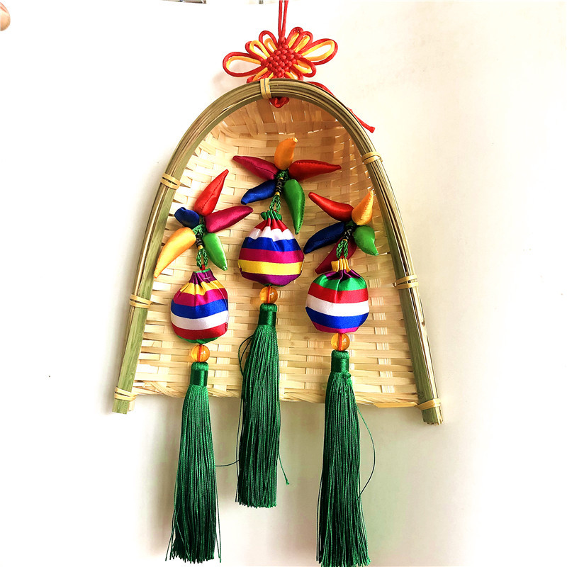 朝鲜族民俗小挂件韩服娃娃创意车钥匙扣书包挂件长白山旅游纪念品