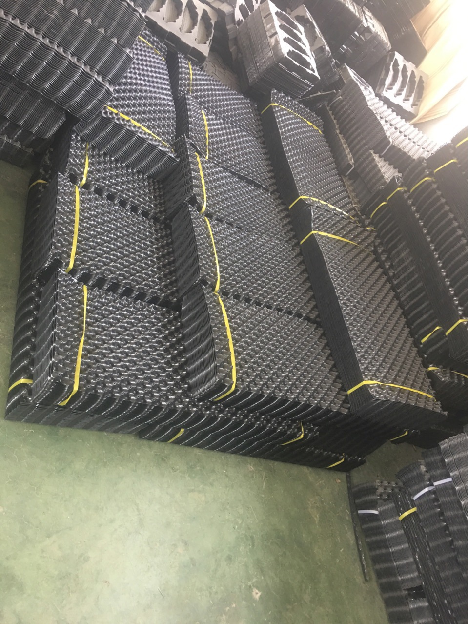 厂家直销园林景观育苗控根容器加厚塑料种植育苗控根器