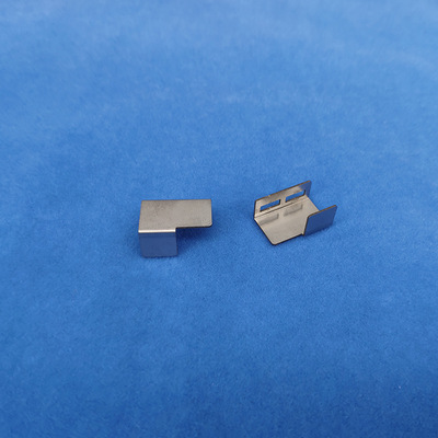 东莞厂家订制精密五金冲压件马口铁屏蔽罩固定件散热片支架片弹片