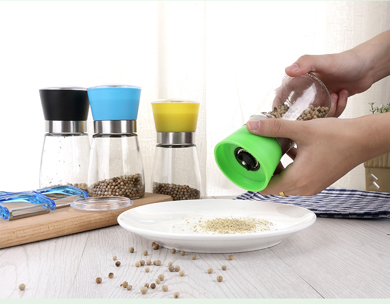 地摊手动胡椒研磨器 厨房小工具创意碾磨花椒研磨瓶 厂家直销