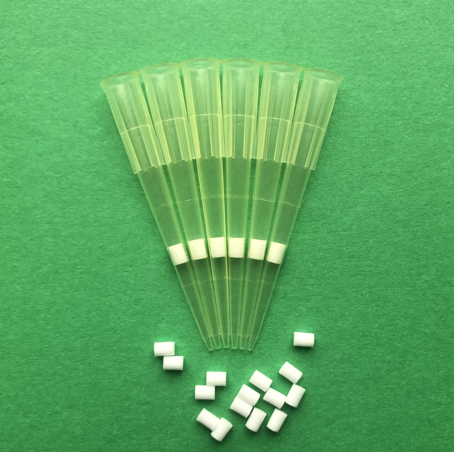 厂家供应101000ul吸头滤芯全规格枪头滤芯移液器滤芯1万个包