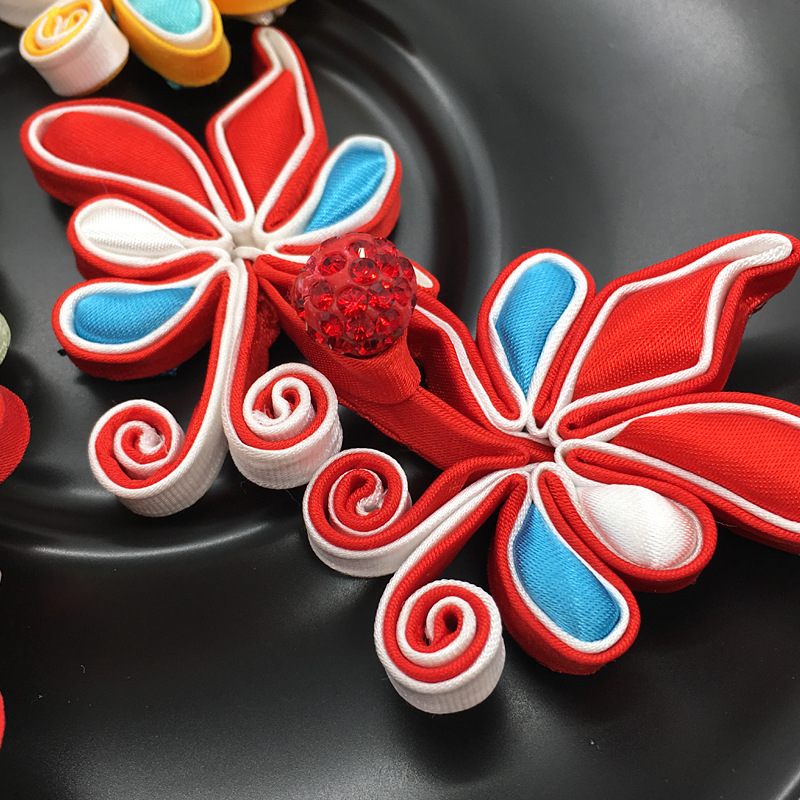 纽扣定型加铜丝旗袍蝴蝶扣加珠球夹塞棉披肩领口手工旗袍盘扣