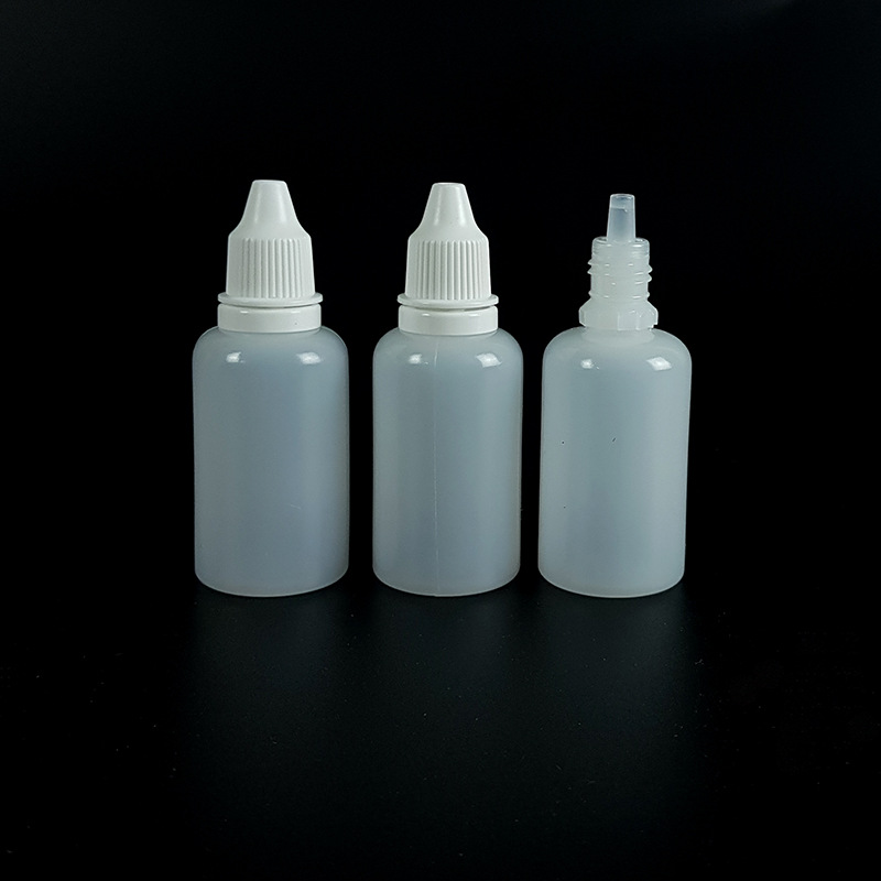 现货30ml滴眼瓶  眼药水瓶 30毫升滴瓶塑料 尖嘴瓶防盗盖 精油瓶