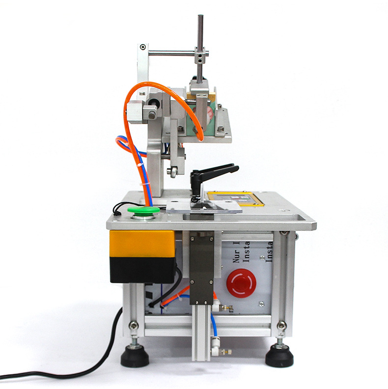 自动打吊牌机挂吊牌机省工人高档吊牌枪服饰袜子纺织品打标签机