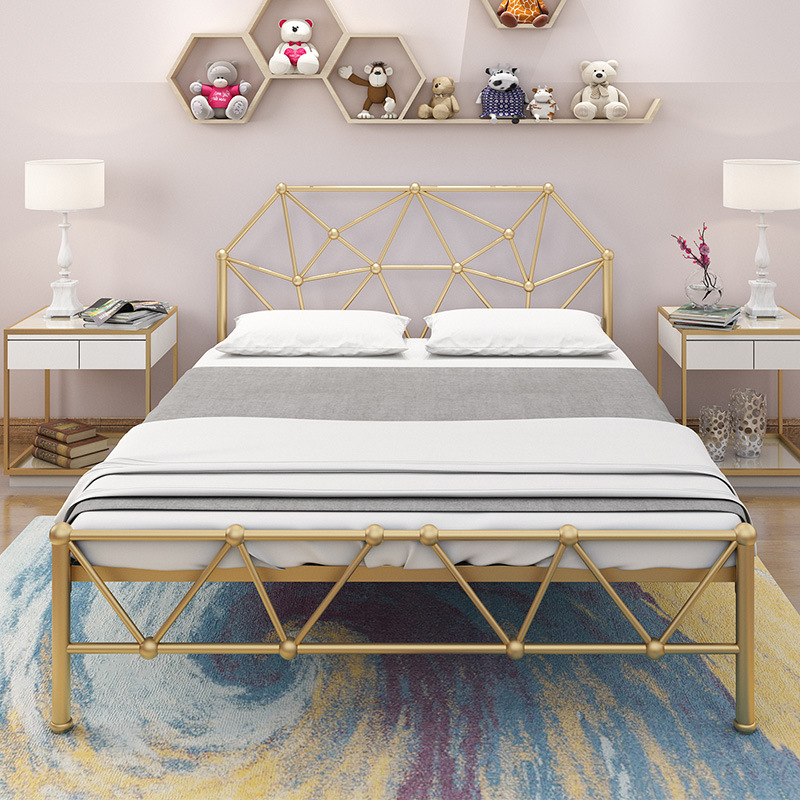 8米双人大床公寓简约金色铁艺1.5米床