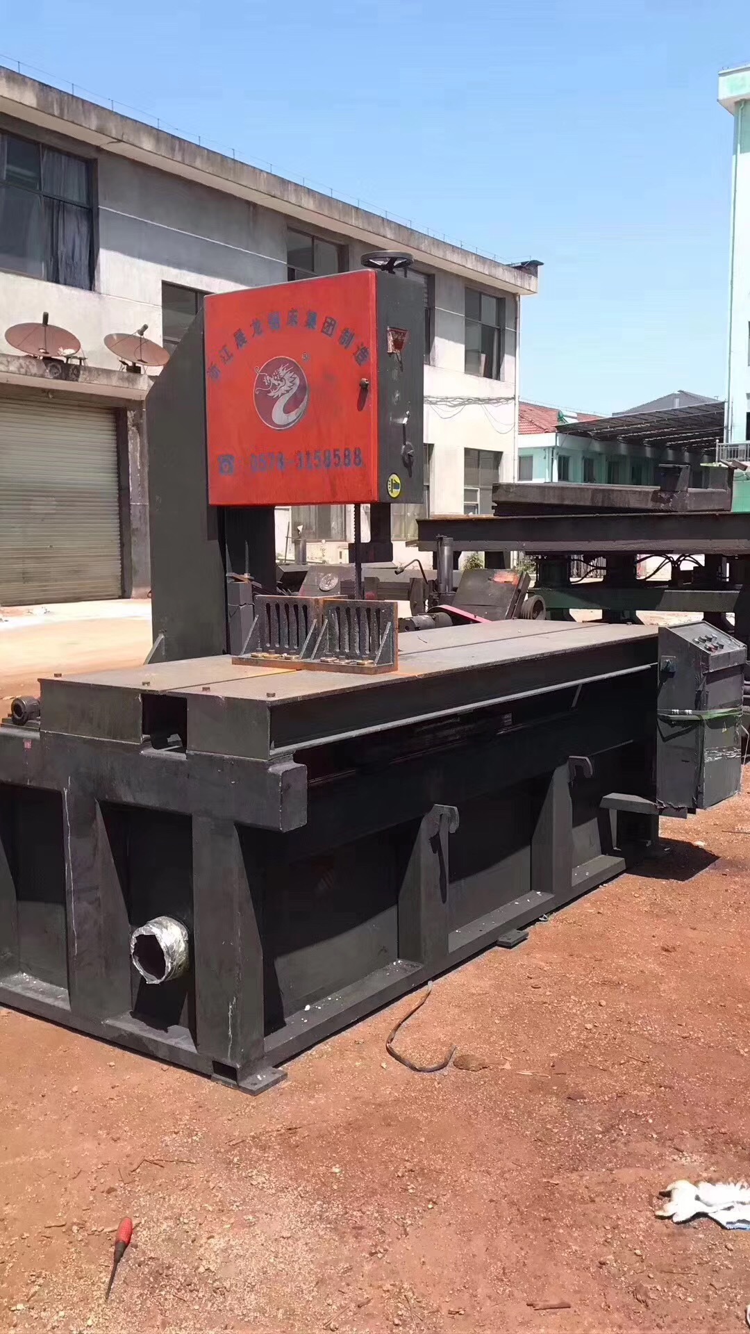 供应二手锯力煌gb4028金属带锯床 二手晨龙带锯床 二手得力带锯床