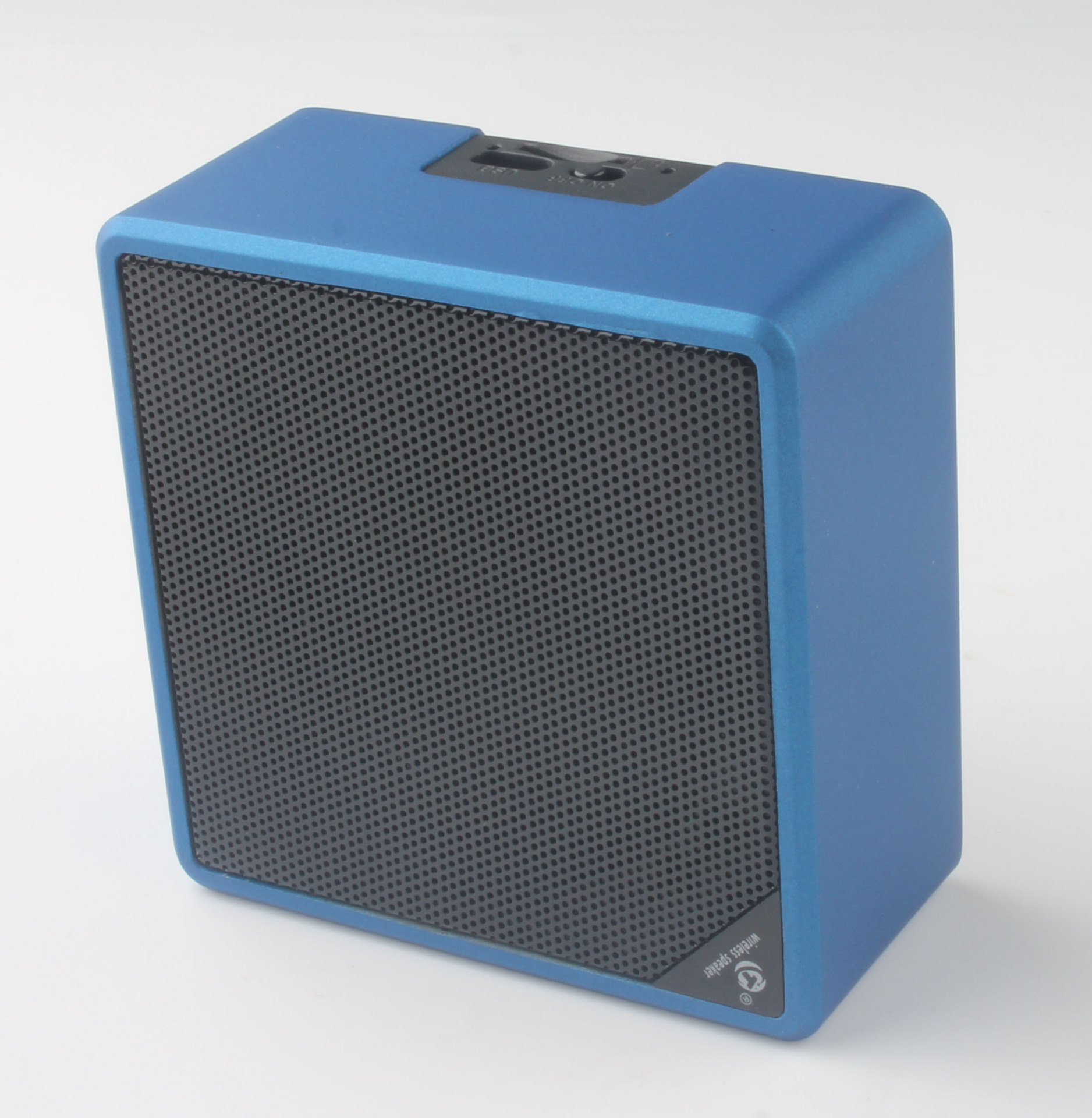 震撼低音金砖蓝牙音箱低音炮口袋小音响手机电脑蓝牙插卡音箱