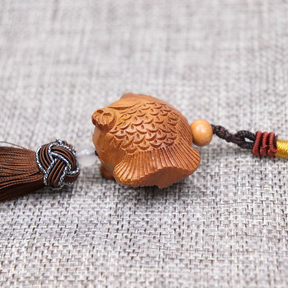 批发定制枣木雕鲤鱼车后视镜挂件木质卡通招财鱼包挂件旅游工艺品