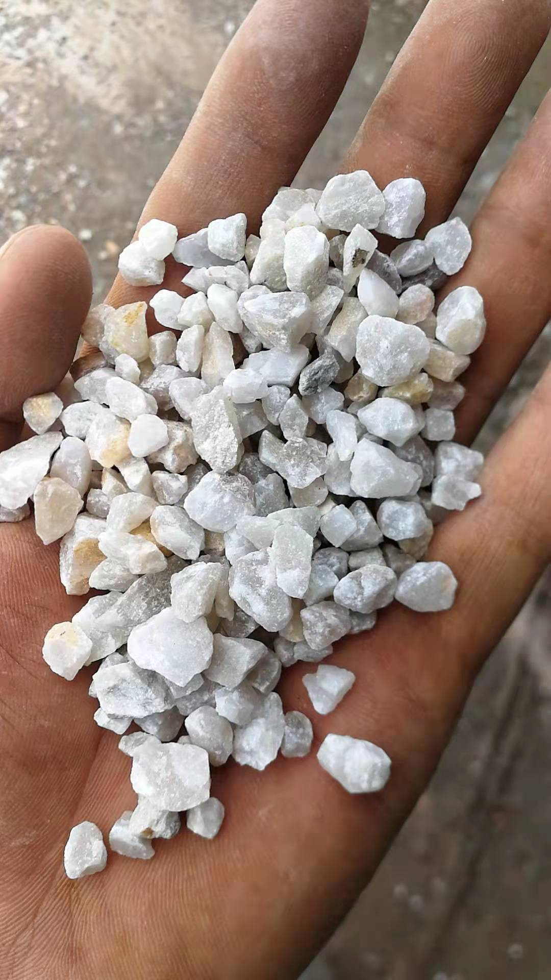 高纯石英砂 板材砂专用 无杂质酸洗砂含硅量99.9%