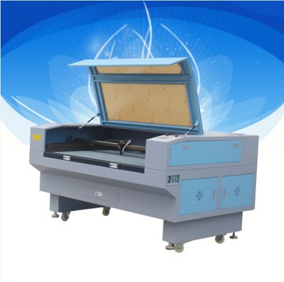激光雕刻机 亚克力广告字木刻画工艺品数控亚克力广告激光雕刻机