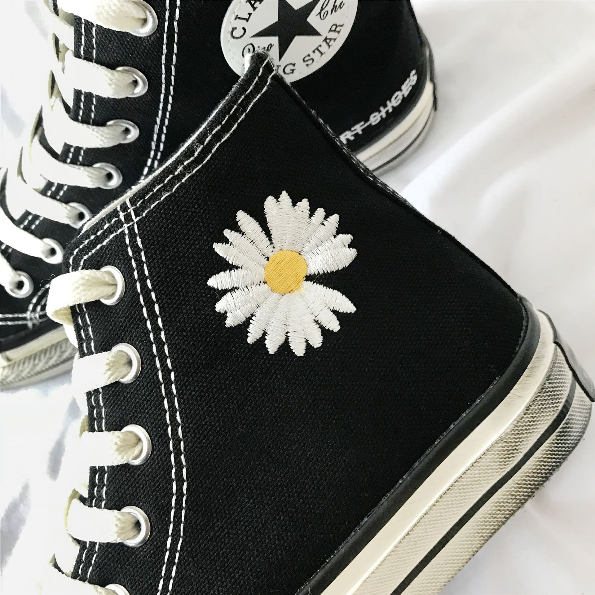 高帮小雏菊帆布鞋女潮鞋ins脏脏鞋2020街拍权志龙同款鞋情侣板鞋