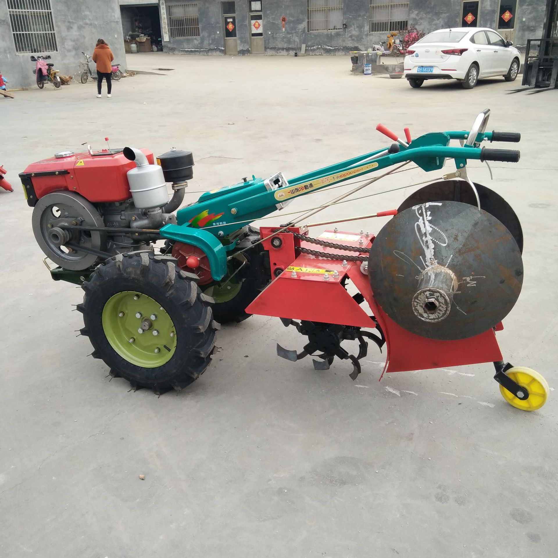 工厂供应手扶带动旋耕机 草莓开沟筑垄机 旱两用带尾座打田机