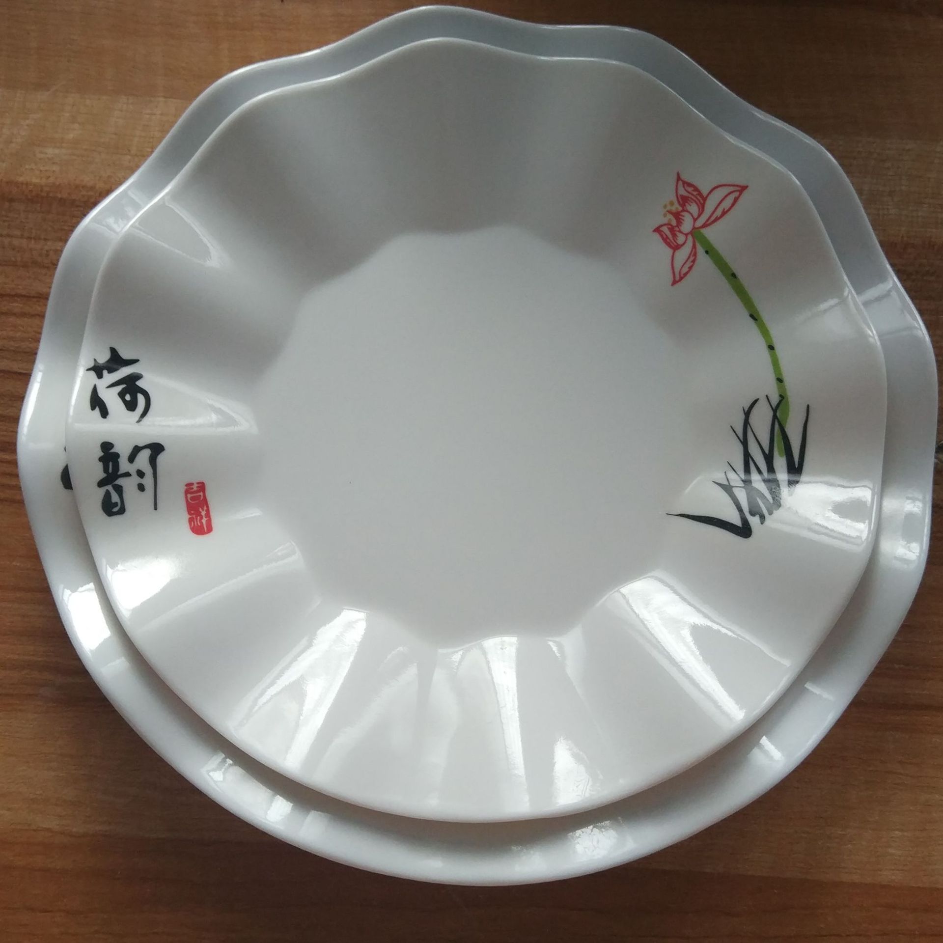 工厂批发 五元店仿瓷密胺餐具浅碟 酒店用品多种花色花边碟