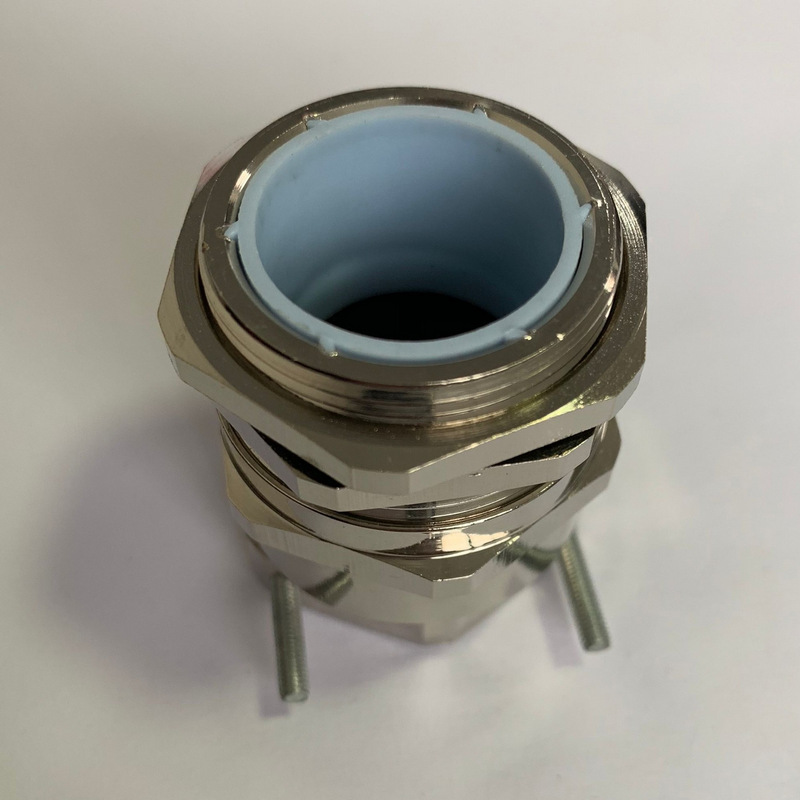 双锁紧电缆线金属双锁紧接头批发 防电磁金属电缆密封接头固定头