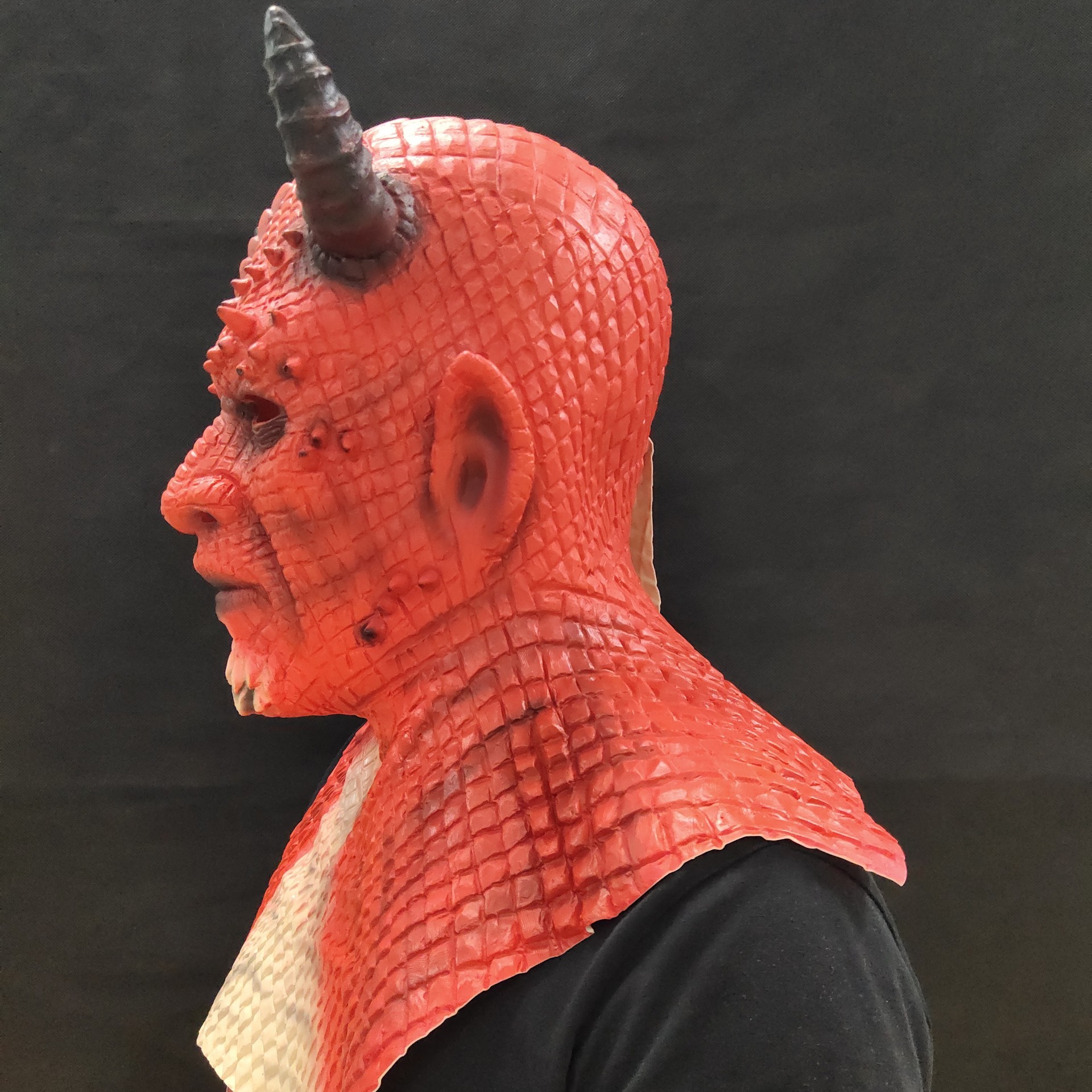 游戏暗黑破坏神恶魔面具 红魔王boss谎言之王belial贝里艾尔头套