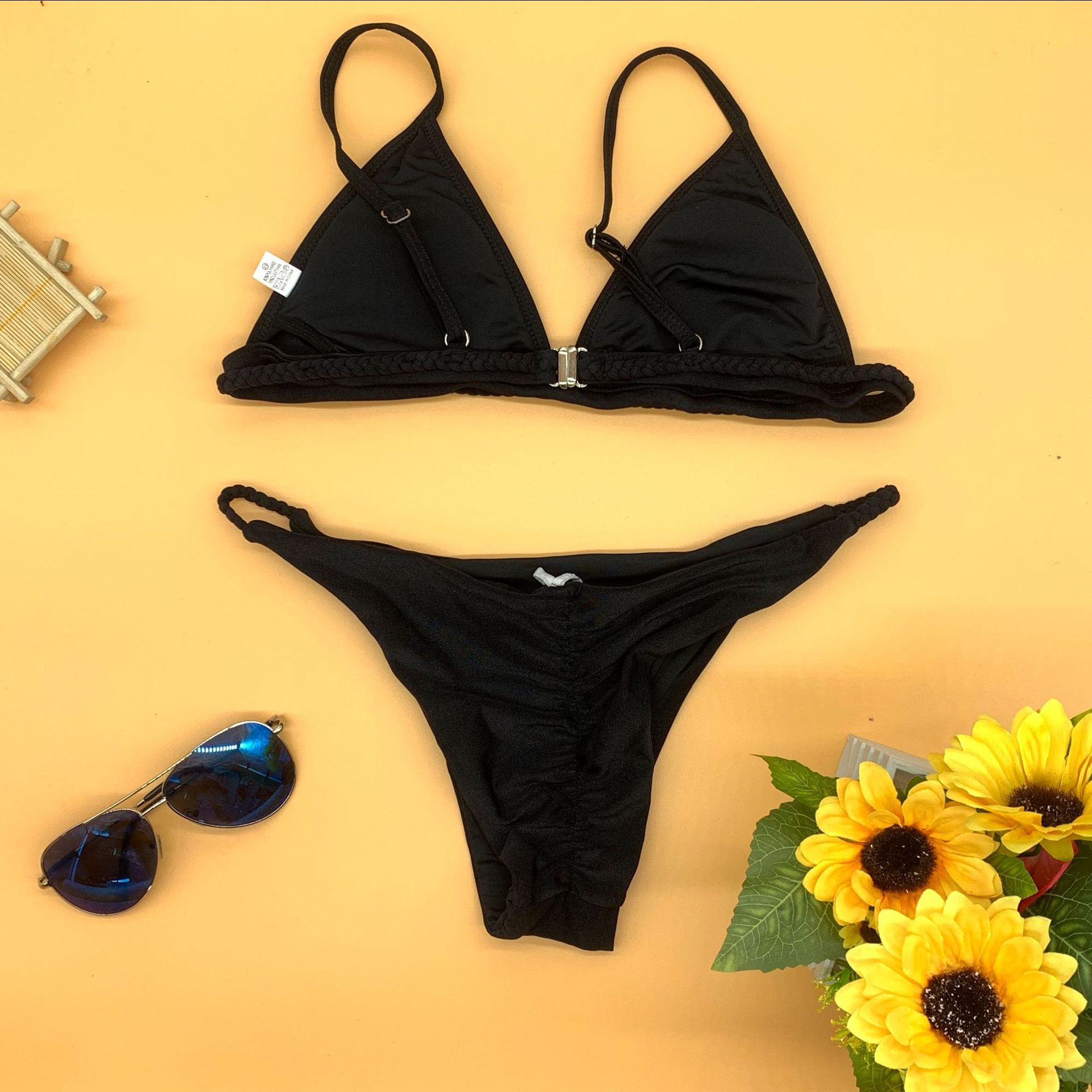 2019年欧美纯色泳装bikini挂脖吊带性感两件套锦纶比基尼厂家直销