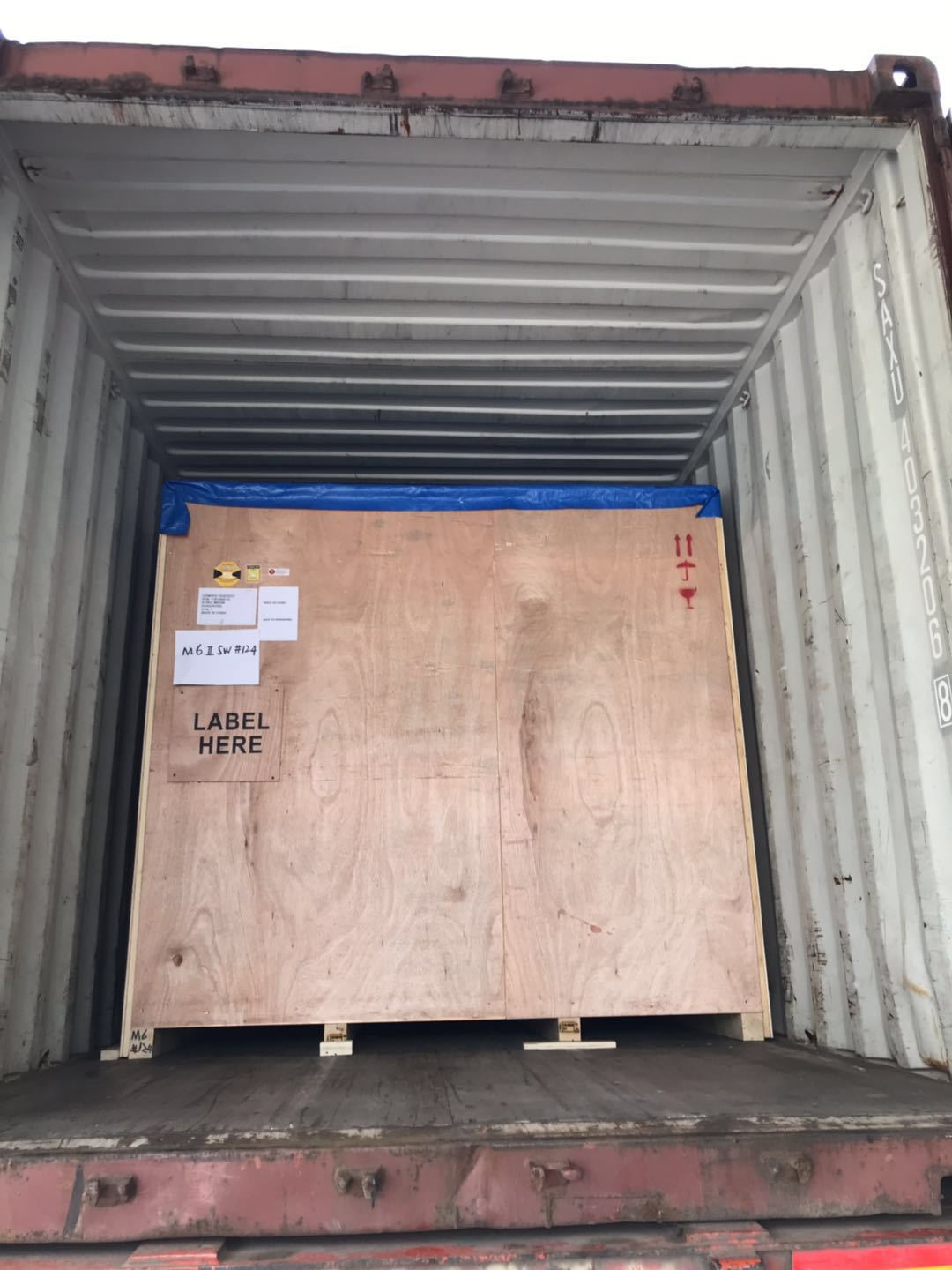 专业定制机器打包出口包装箱防水真空固定集装箱机器底板固定