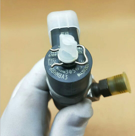 博世喷油器,0445110305 ,江铃皮卡4jb1发动机配套使用
