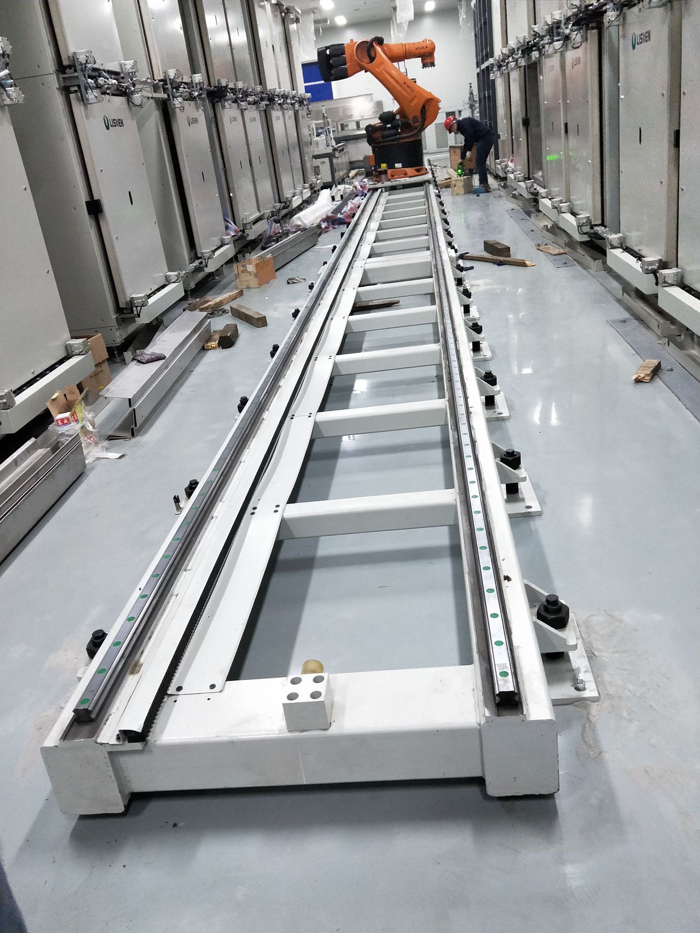 年底大促销艾京生产机器人地轨第七轴价格优惠