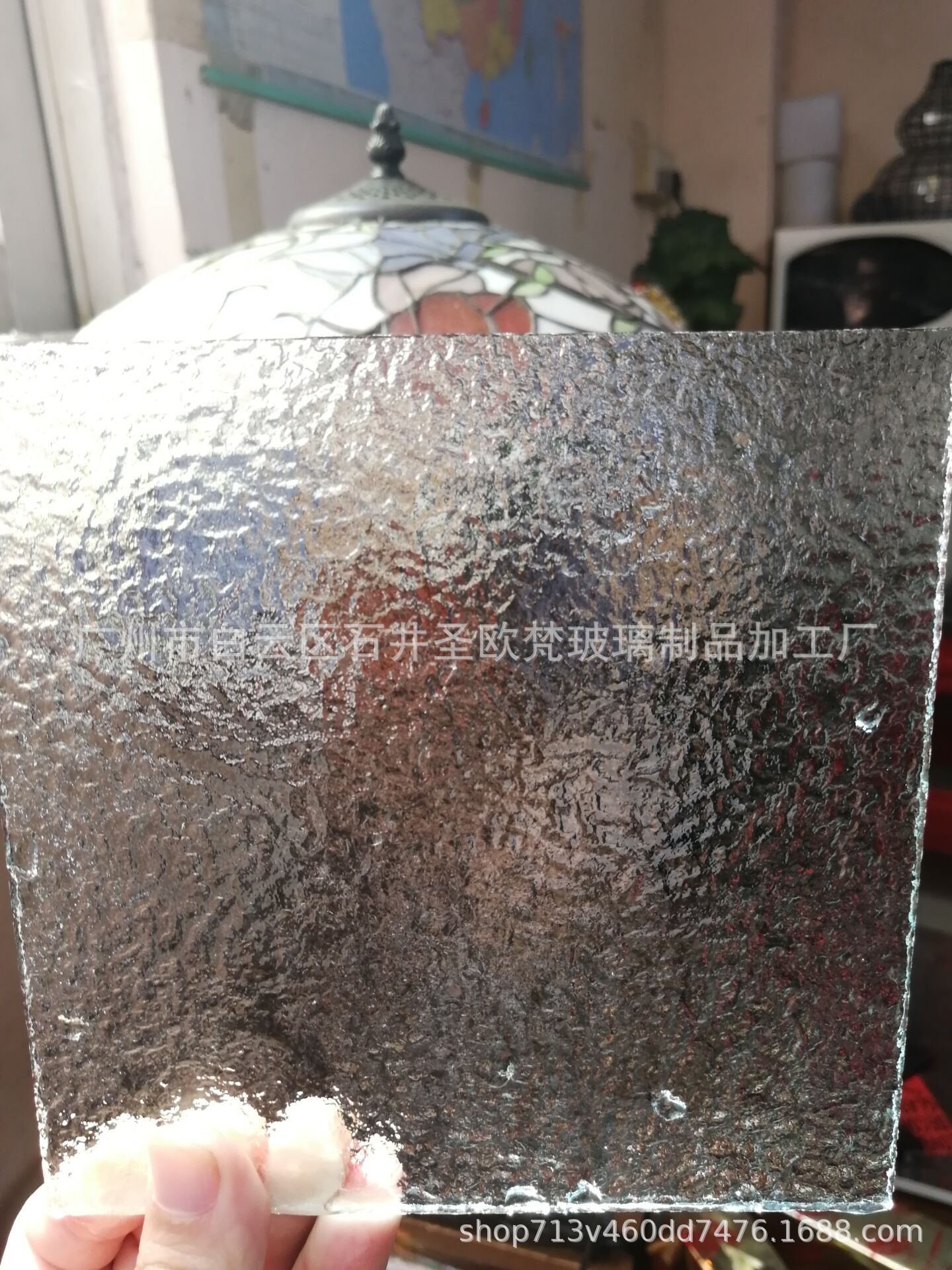 银霞玻璃艺术压花玻璃可钢化纹路玻璃屏风隔墙点缀装饰玻璃