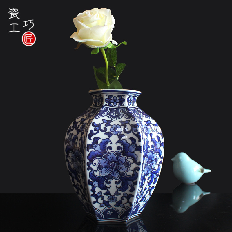 青花瓶图案