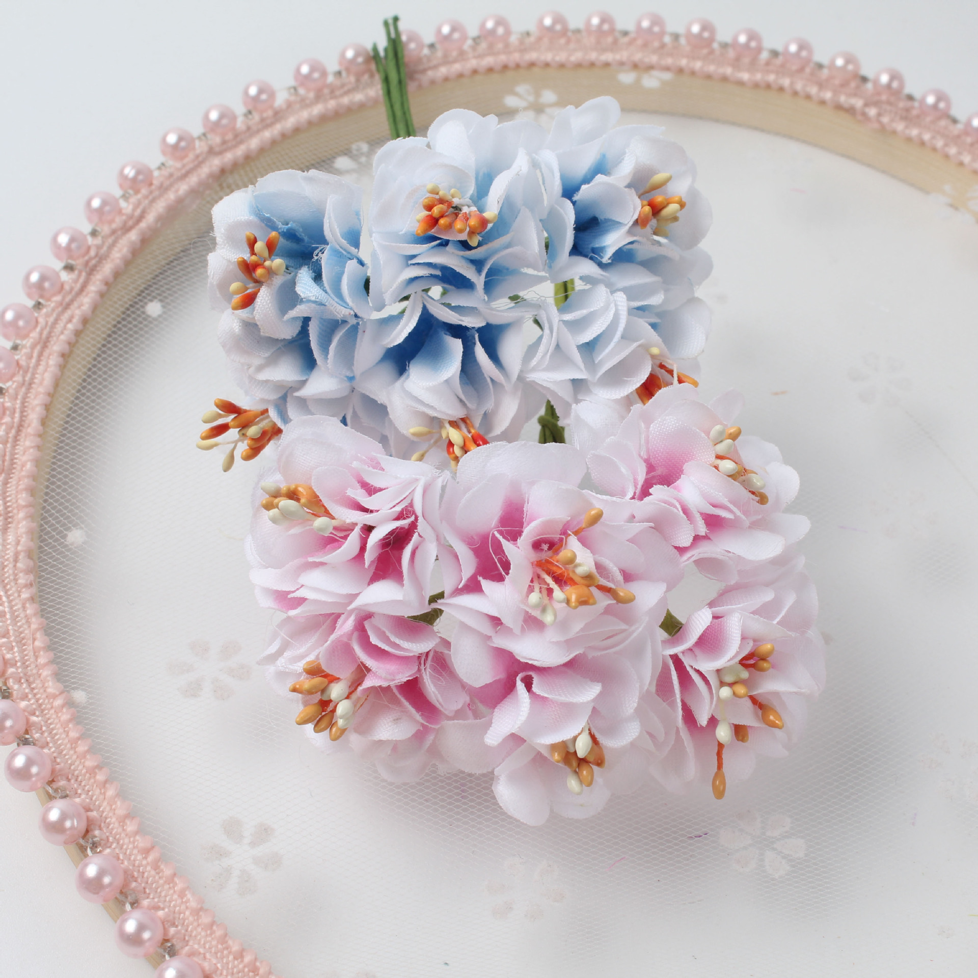 供应布类小菊花 带芯双色菊花 头饰发饰装饰花 绢花布花72朵/包