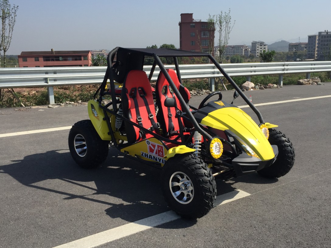 厂家直销四轮驱动沙滩车全地形越野卡丁 成人方向盘四轮摩托车utv