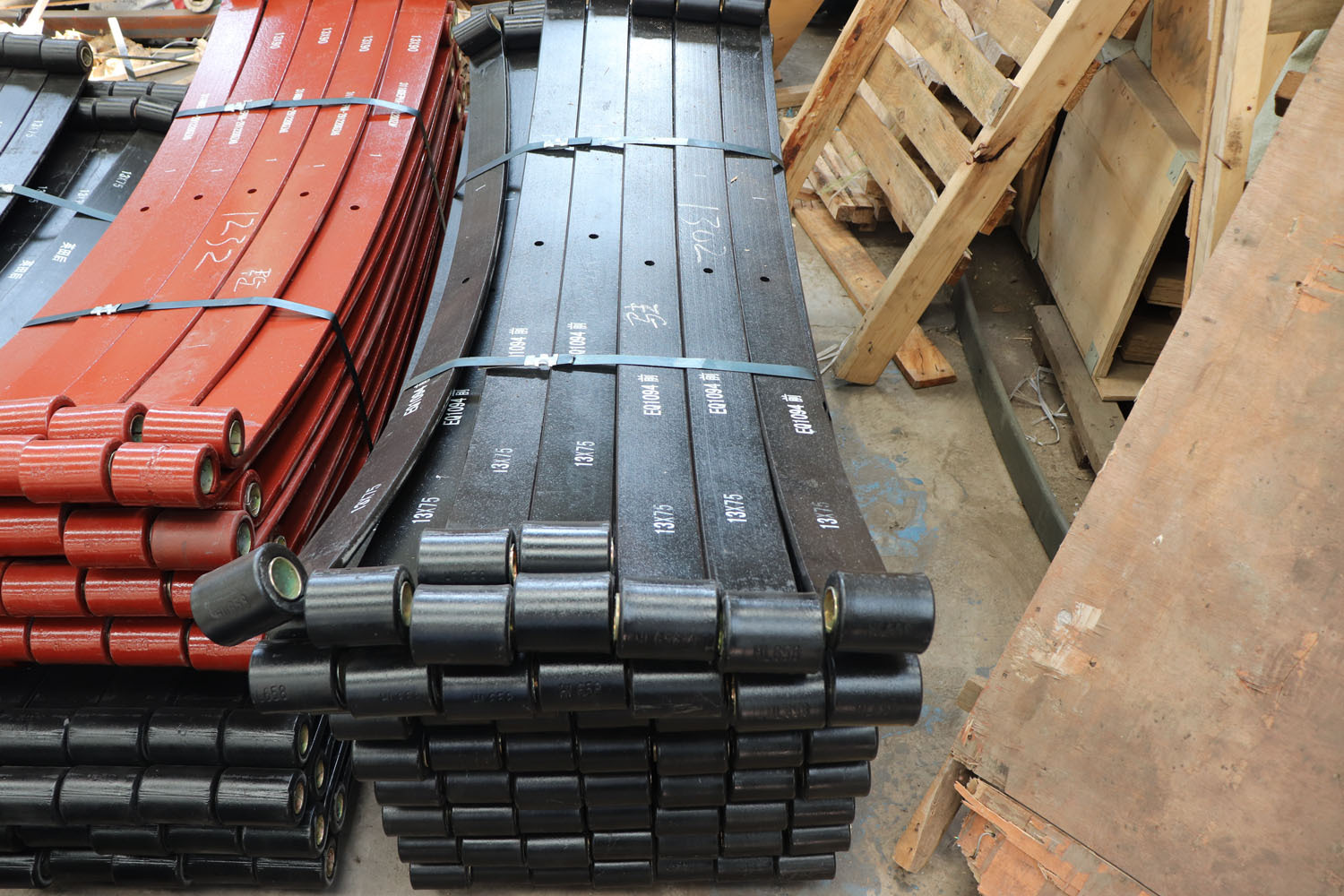 淄博弘力汽车配件弹板弹簧 定制汽车50crva汽车弹簧钢板