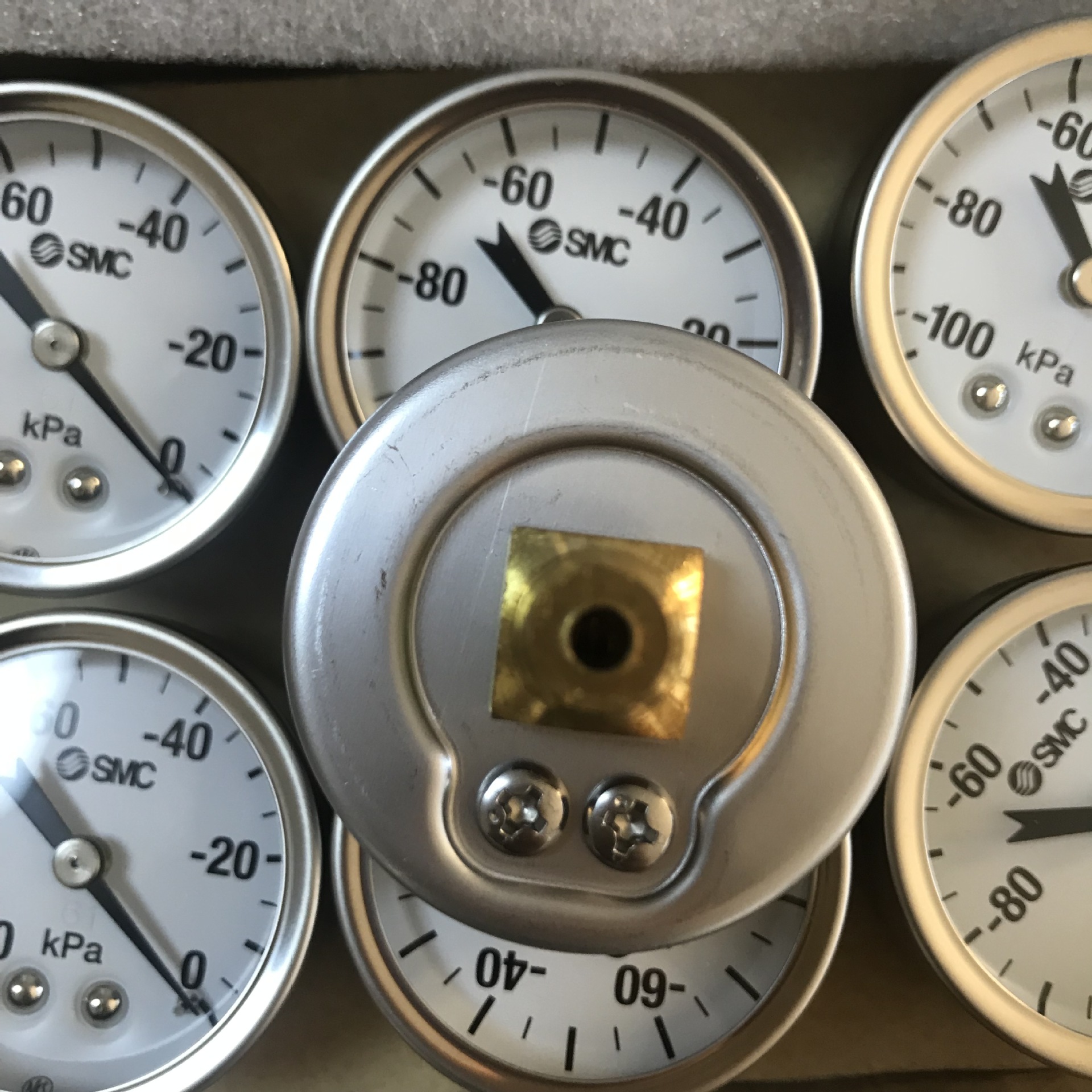 全新smc真空压力表gz33-k-01gz43-k-01现货供应耐用放心购买