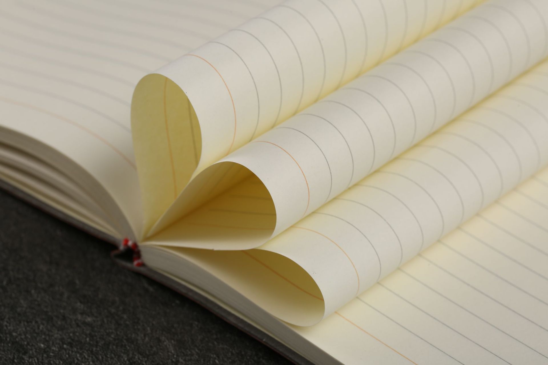 18k软皮本学生商务笔记本 软皮革本定制logo厂家本子批发