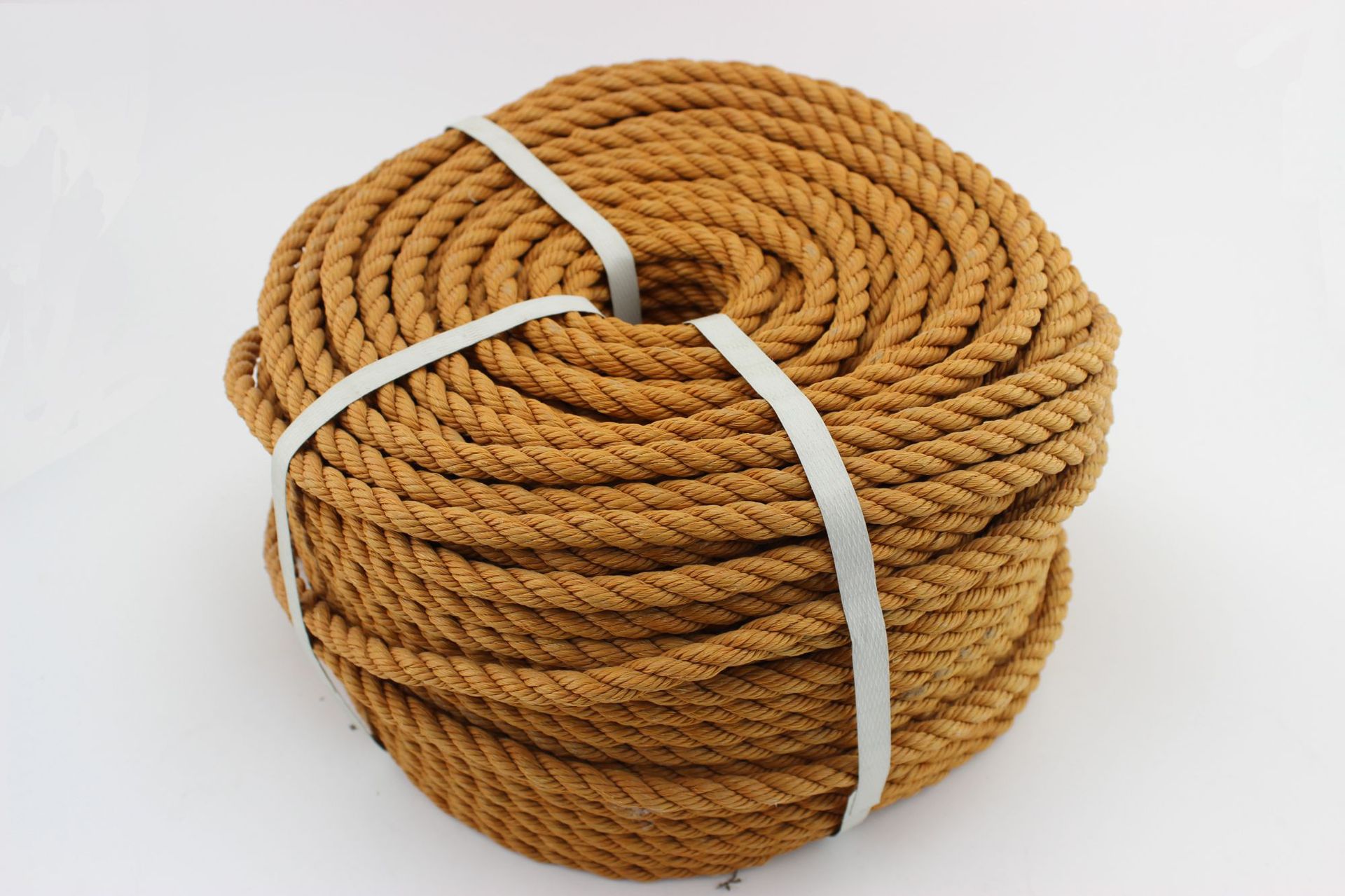 高强力三股扭绳 抗老化聚乙烯绳子 耐麿pe广告拉绳厂家生产