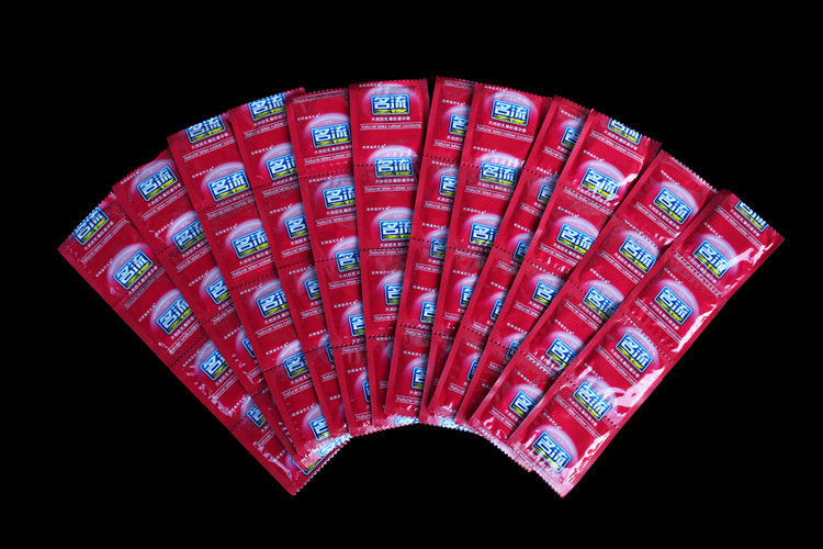 彩蝶尚品100只装大油量避孕套超薄光滑安全套夜场套酒店宾馆套子