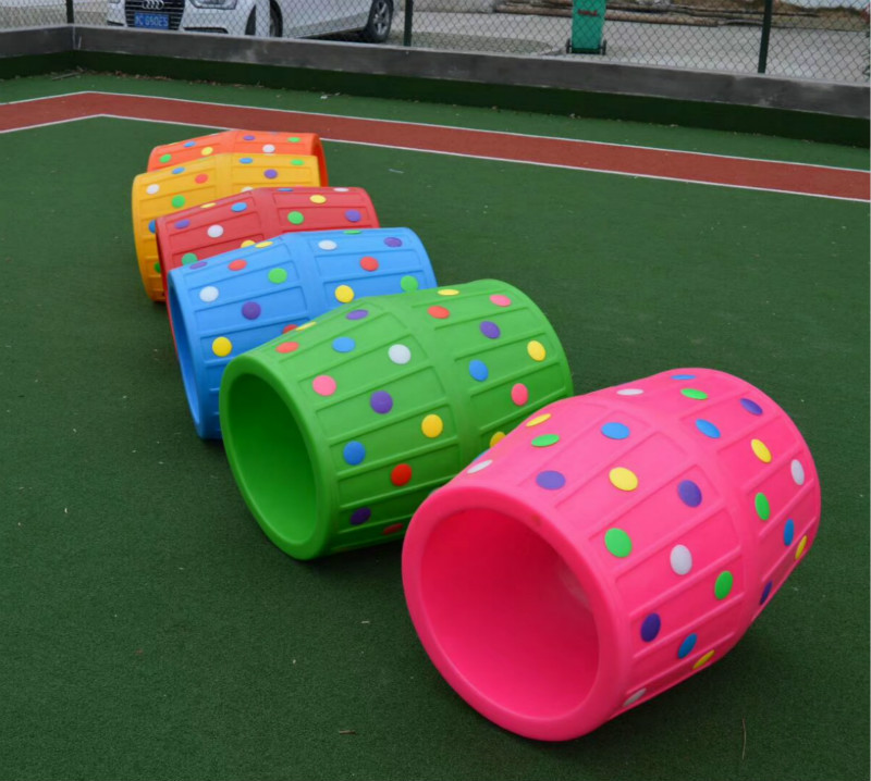 幼儿园户外大滚筒感统训练器材塑料彩色钻洞玩具儿童游乐设施滚圈