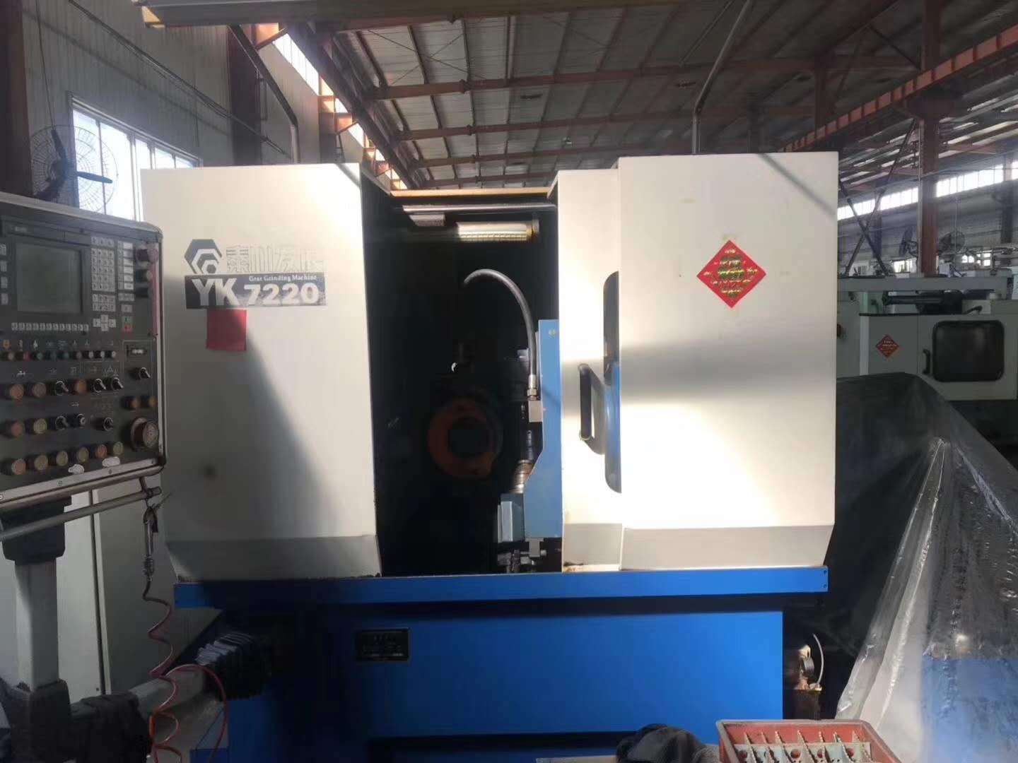 出售二手磨齿机 秦川磨齿机yk7220 温州提货