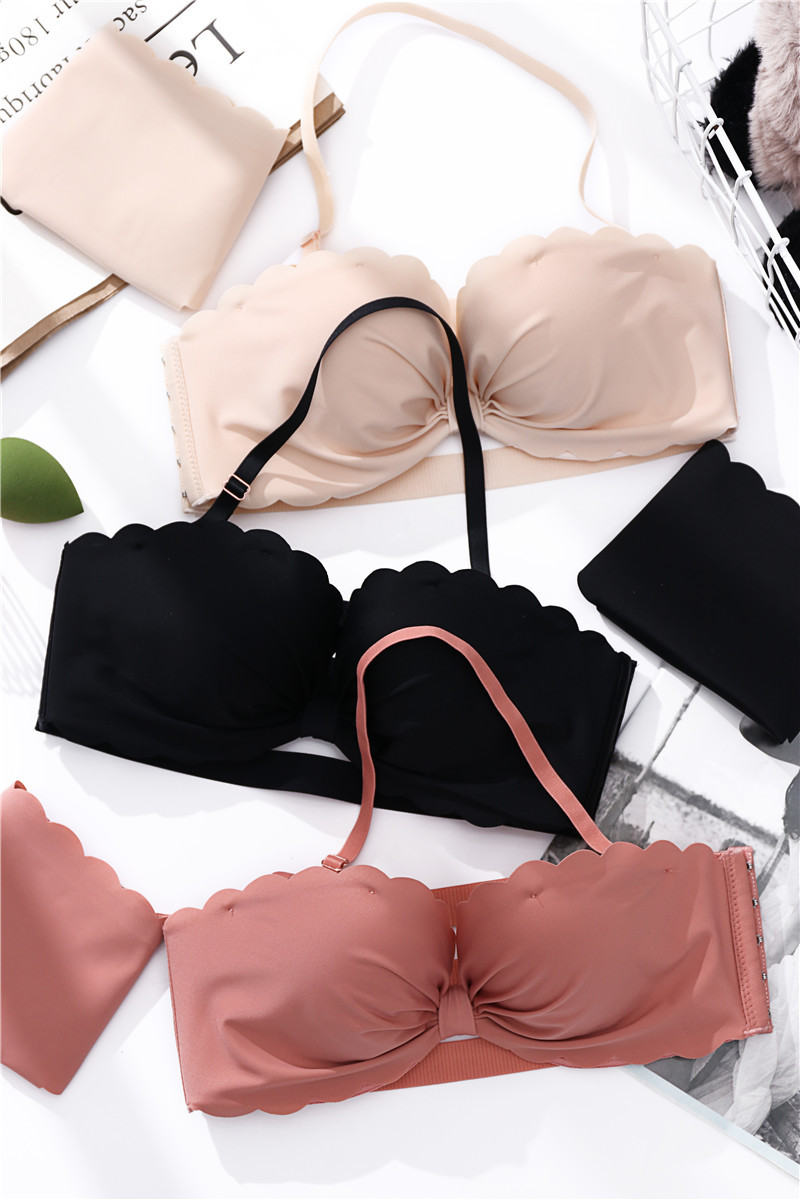 半杯无肩带聚拢防滑少女内衣小胸无钢圈上托挂脖性感学生文胸套装