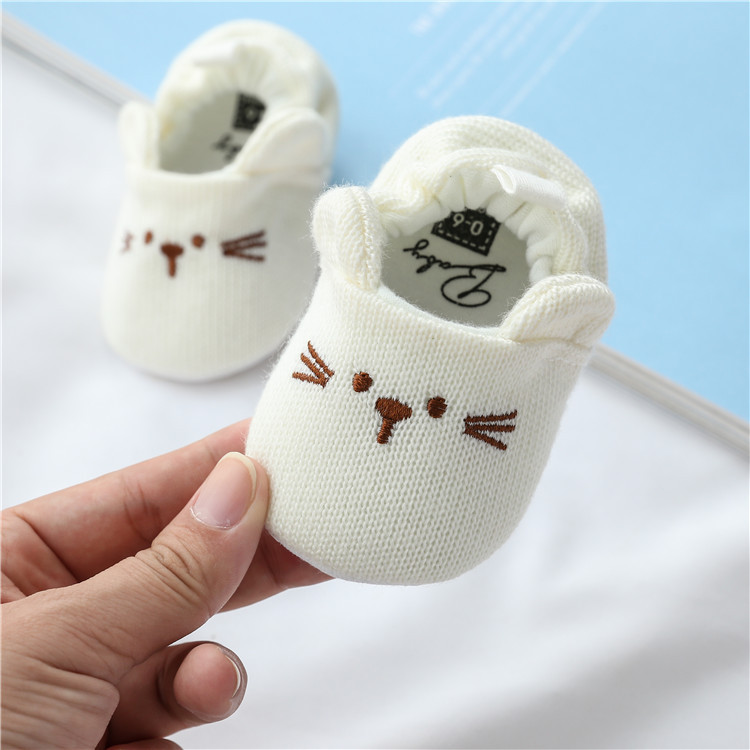 Hansheng Cartoon 0-1 Years Old Baby and Infant Shoes Baby Shoes No Heel Slippage Knitted Bootee Baby Baby Shoes Spring and Autumn