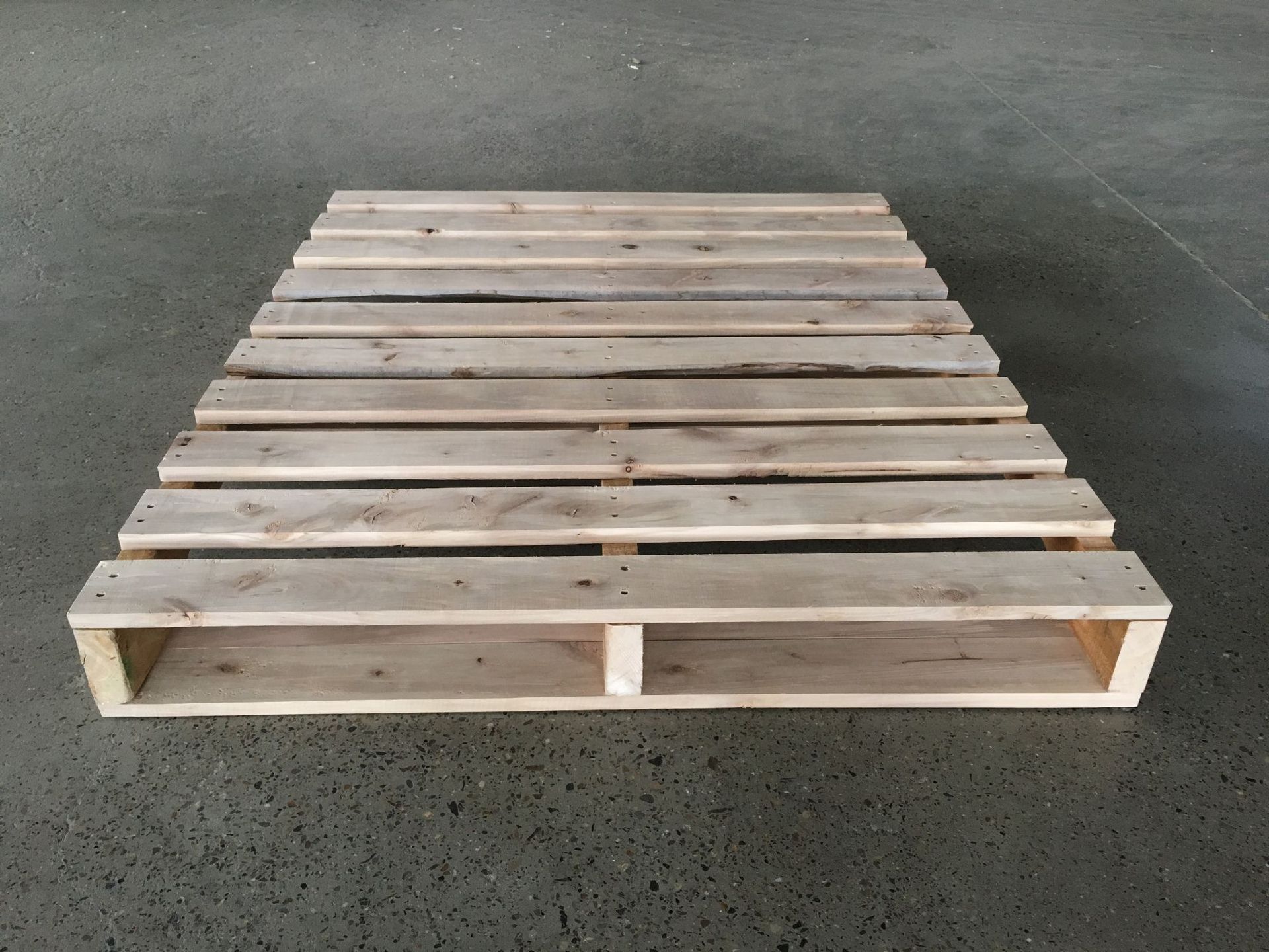 【厂家直销】定制木托盘木栈板叉栈板垫仓板铲板量大价优